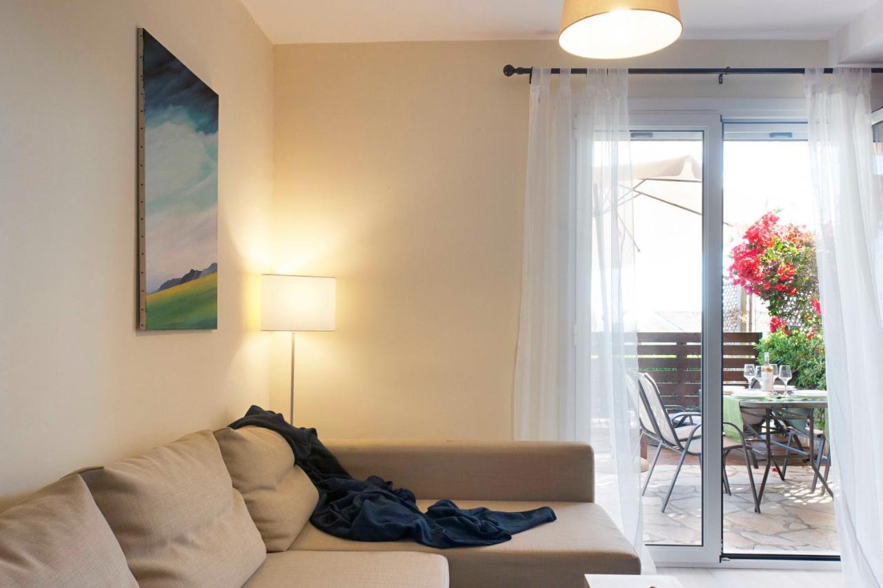 Ammos Beach House غليفادا المظهر الخارجي الصورة